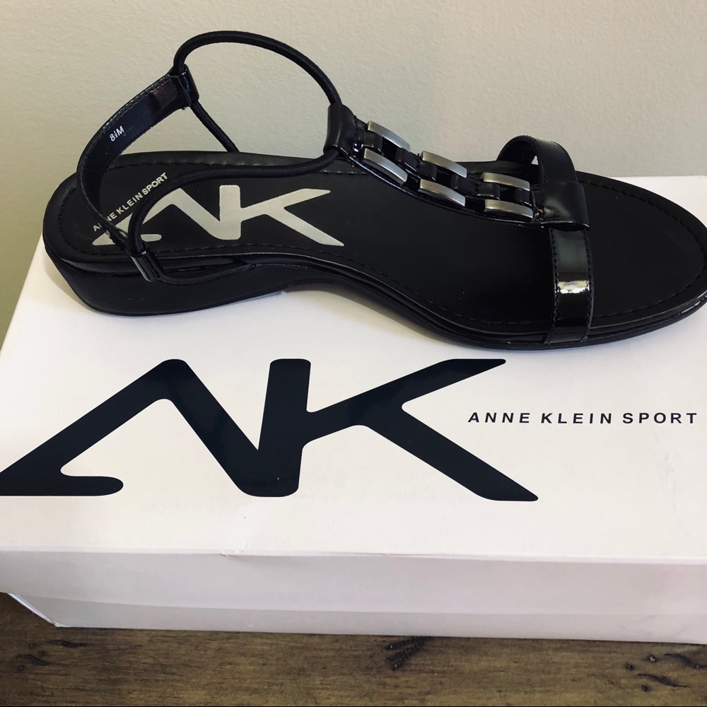 NIB / Anne Klein Black Sandals - 8.5 M